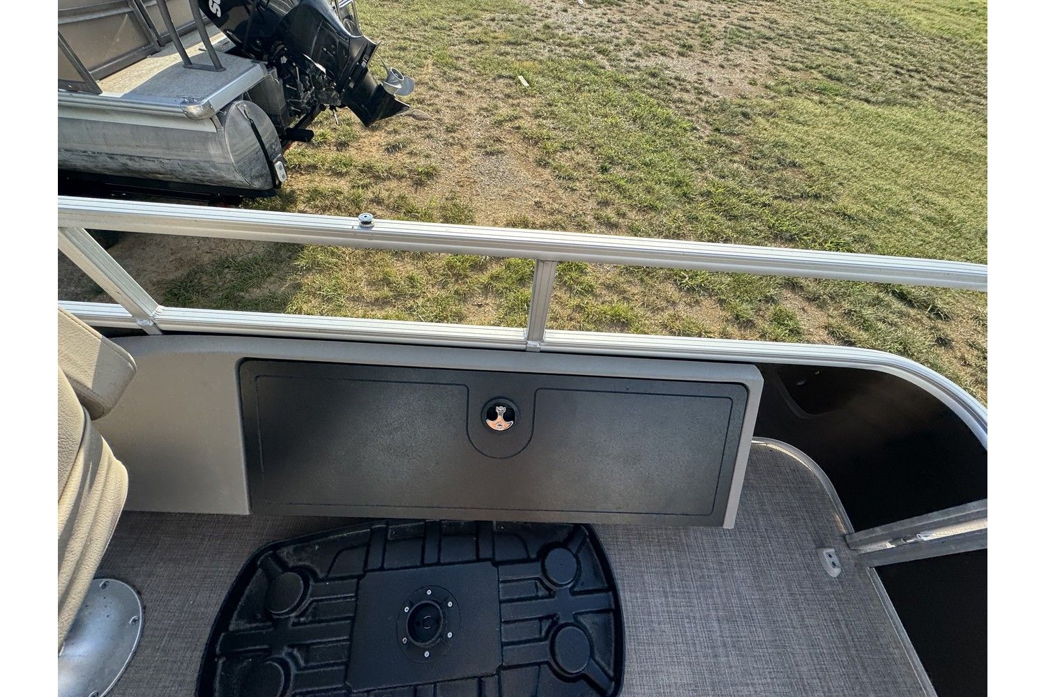 2023 Sun Tracker Sportfish 24 XP3 - 30