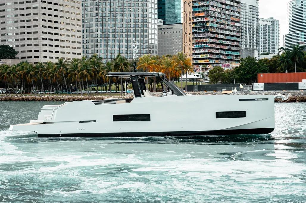 2026 De Antonio Yachts D50 OPEN