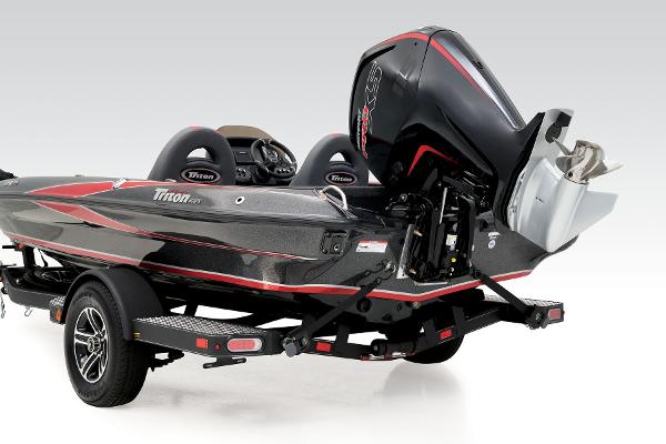 2026 Triton 179 TrX - 28