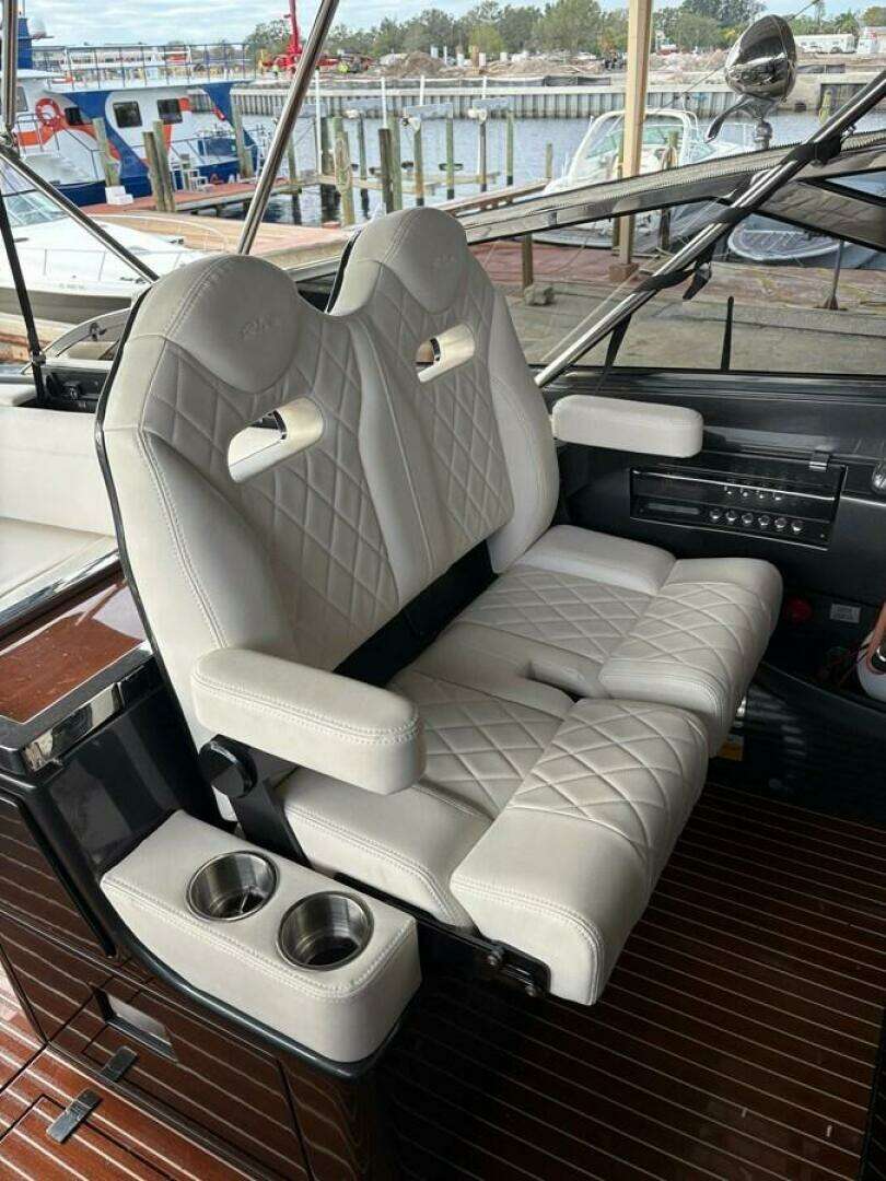 2017 Riva Rivamare - Image 13
