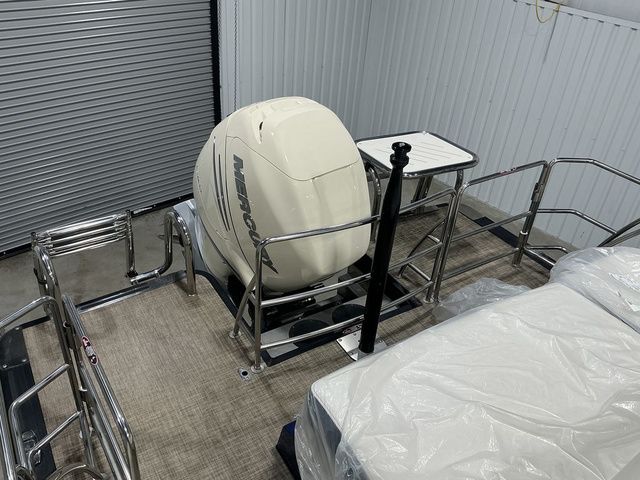 2021 Harris Crowne SL 250 - 22