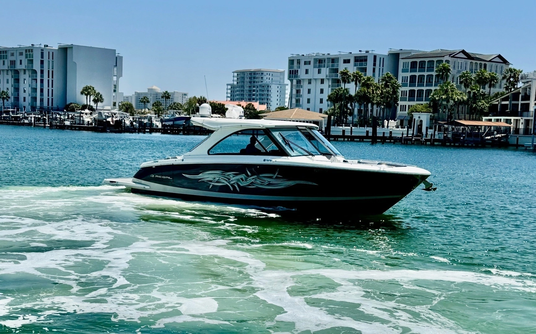 2025 Regal LS36 - Image 24