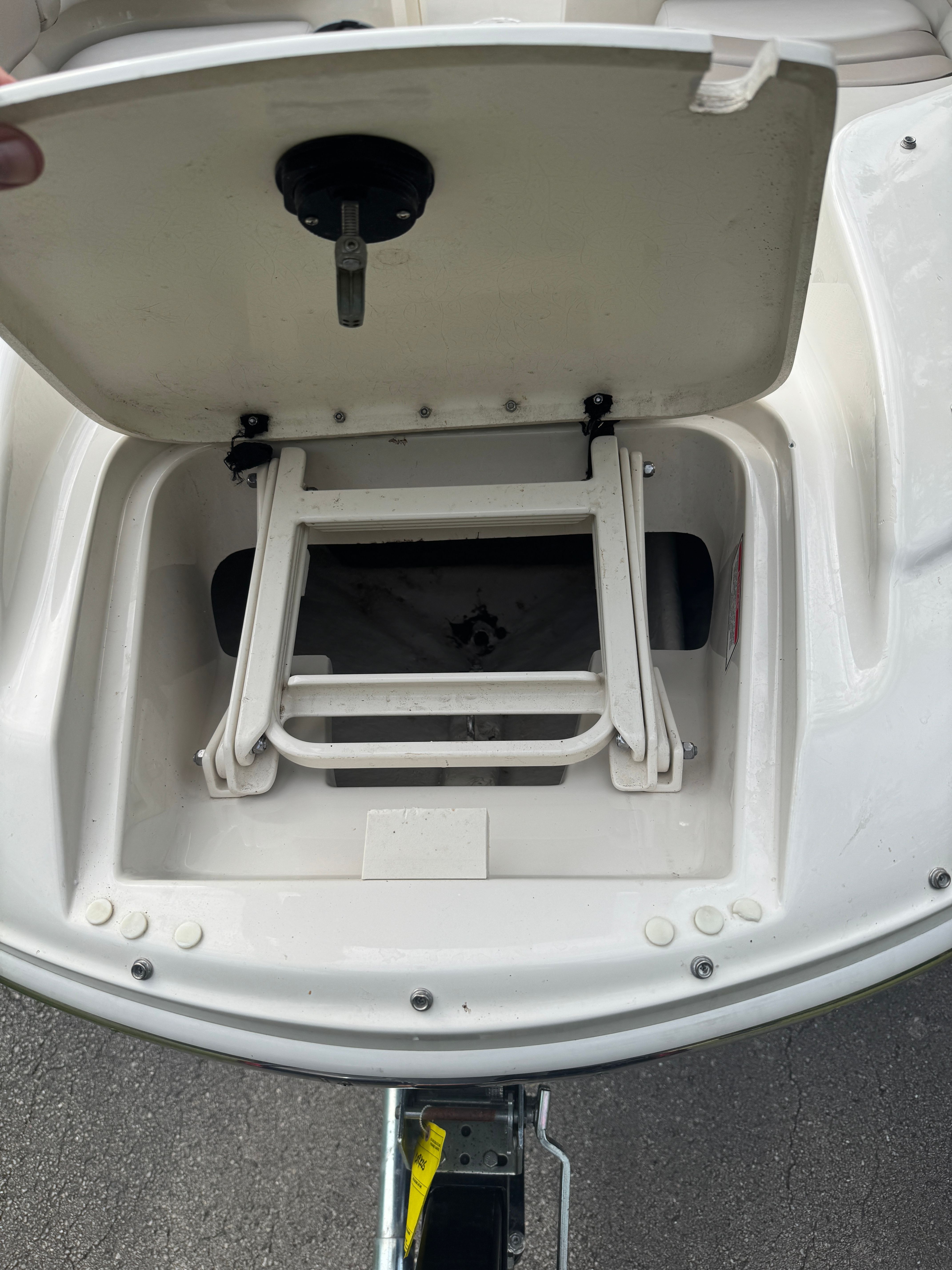 2002 Sea Ray 220 Sundeck - 24