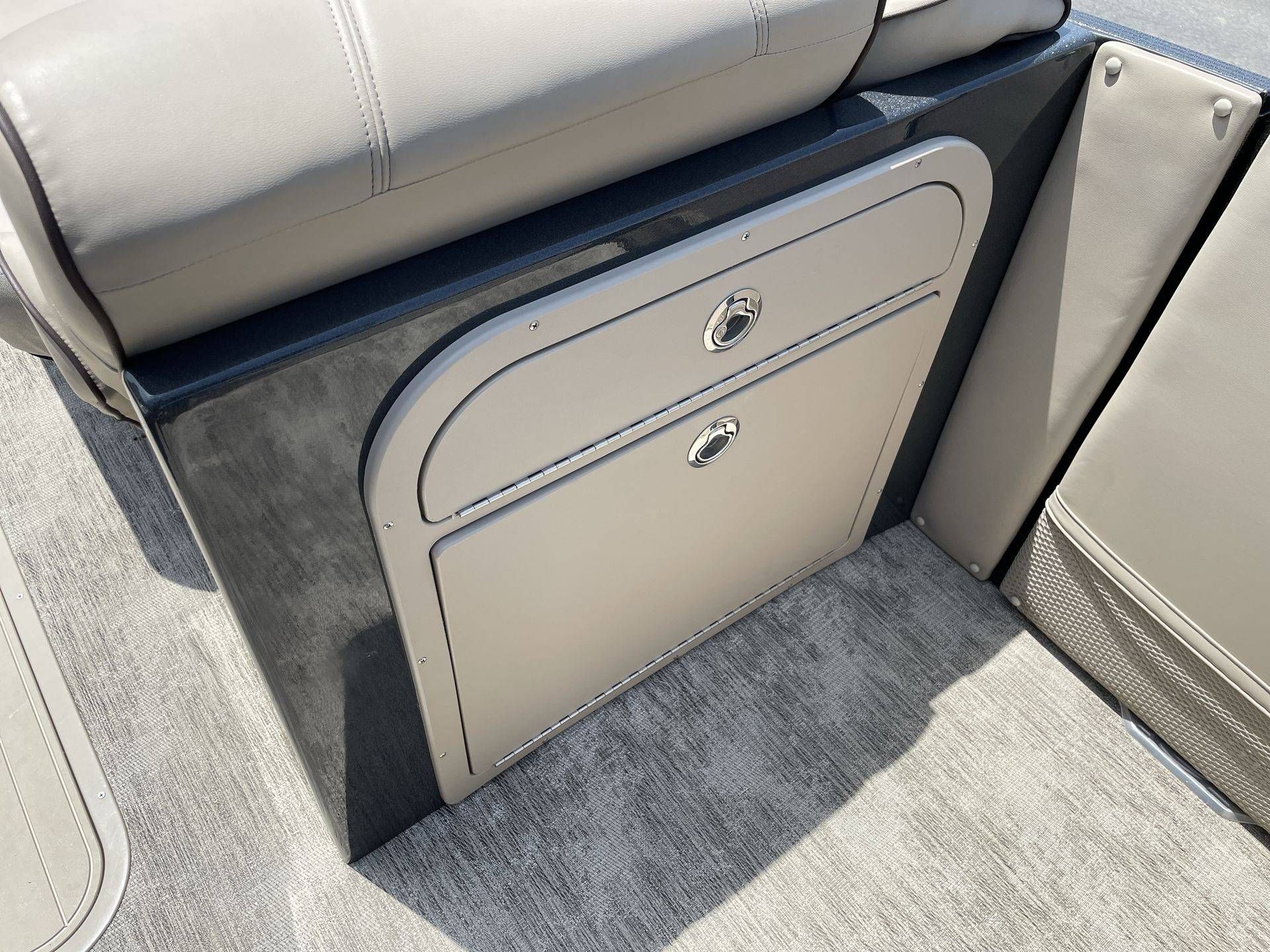 2021 Crest 270 Continental - 14