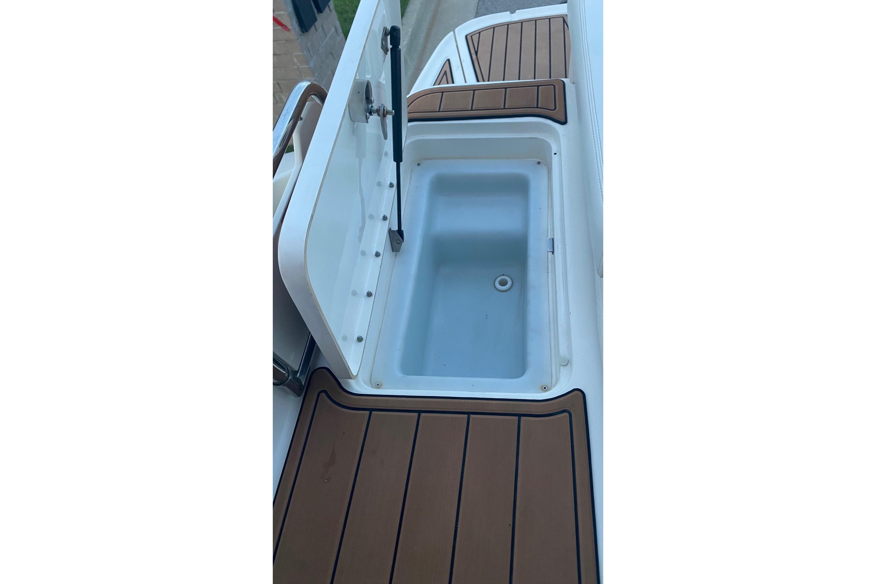 2014 Sea Ray 280 Sundeck - 13