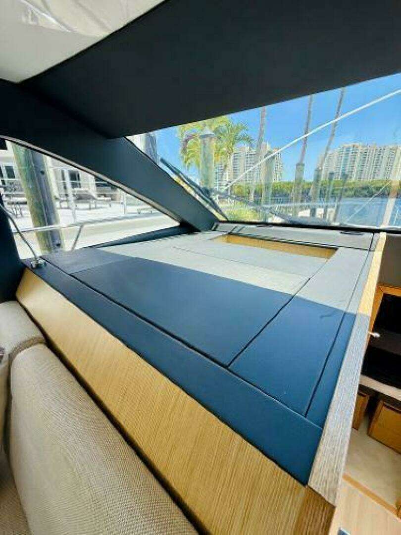 2019 Sealine F430 - Image 57