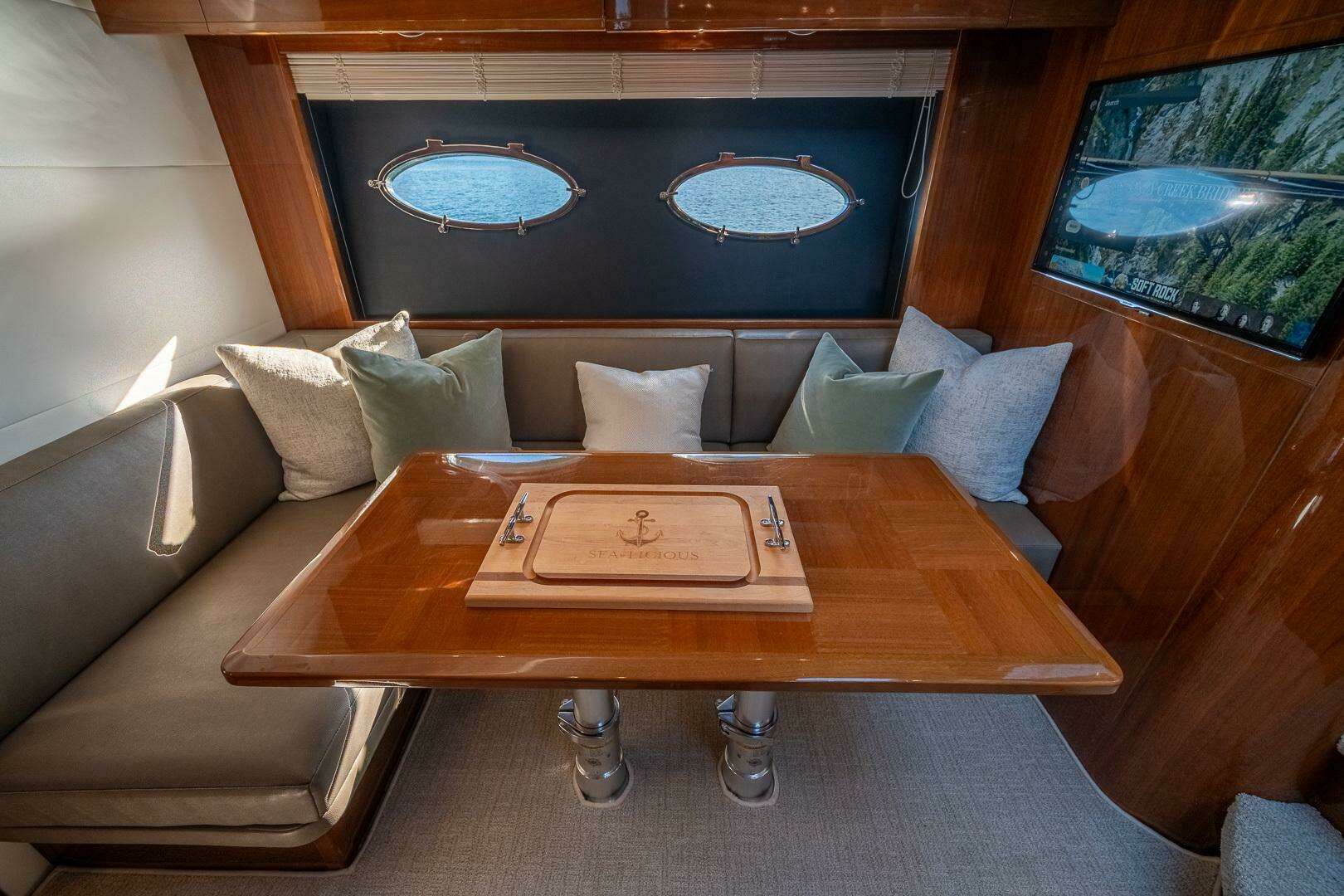 2016 Princess V48 - Image 22