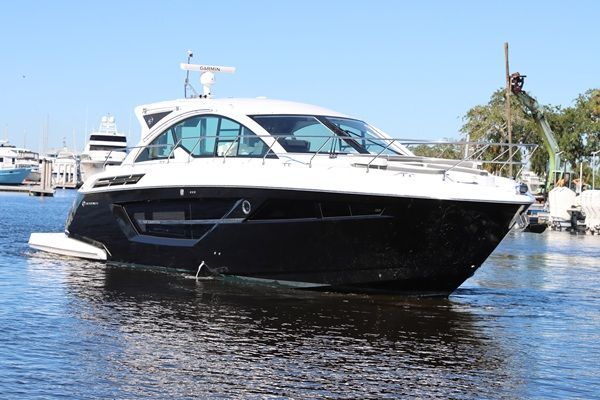 2023 Cruisers Yachts Cantius50 - 3