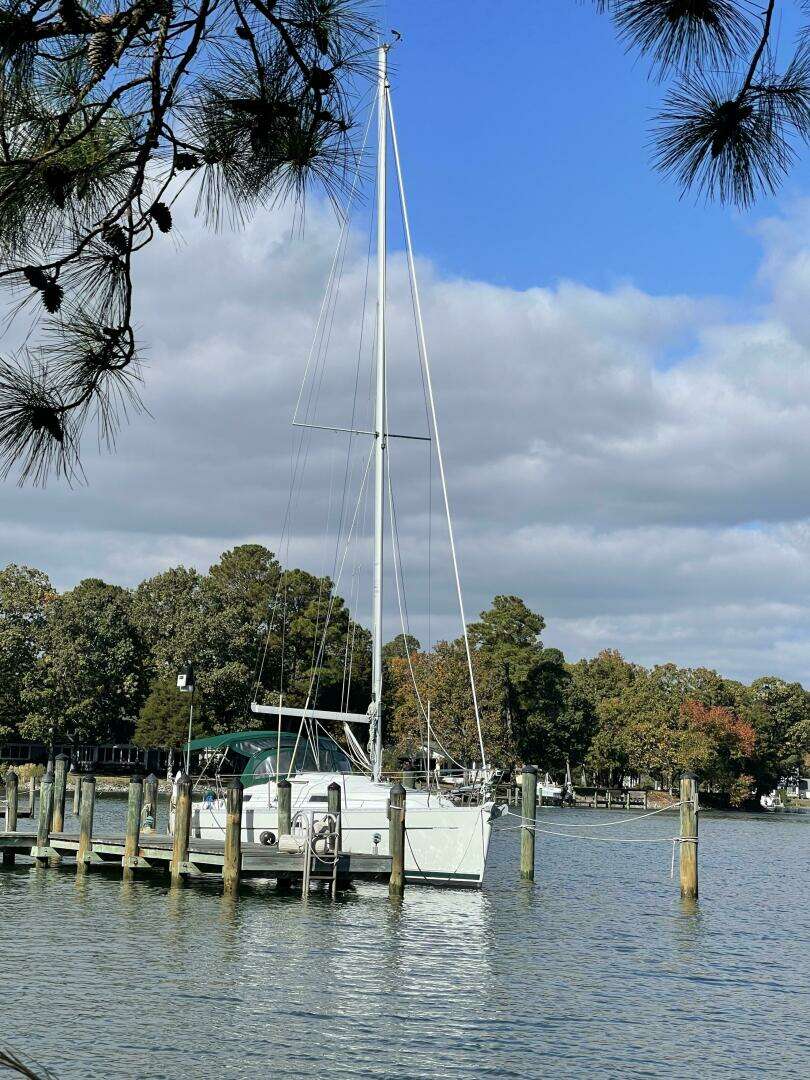 2000 Beneteau 311 - Image 3