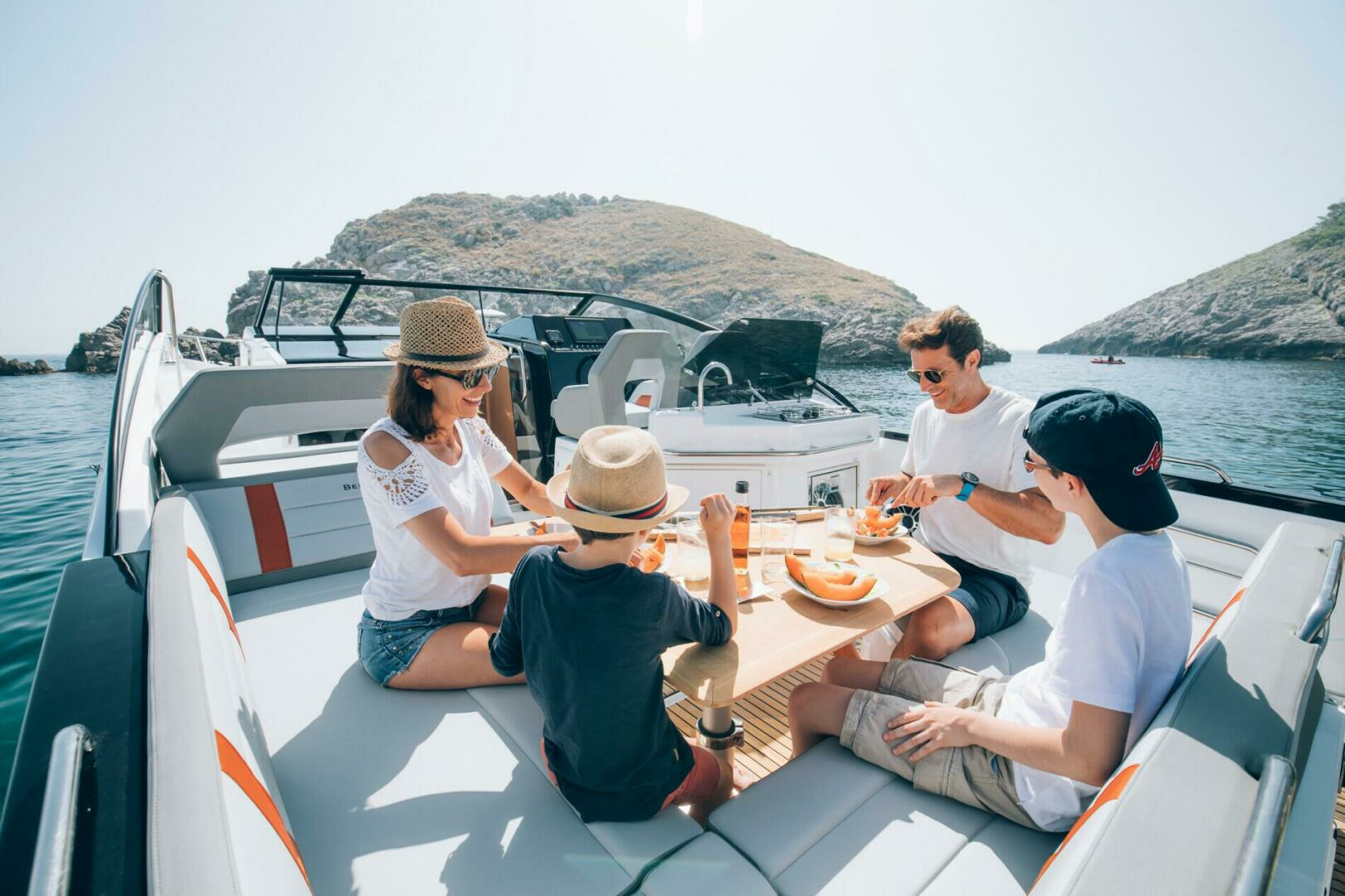 2025 Beneteau Flyer 10 - Image 10
