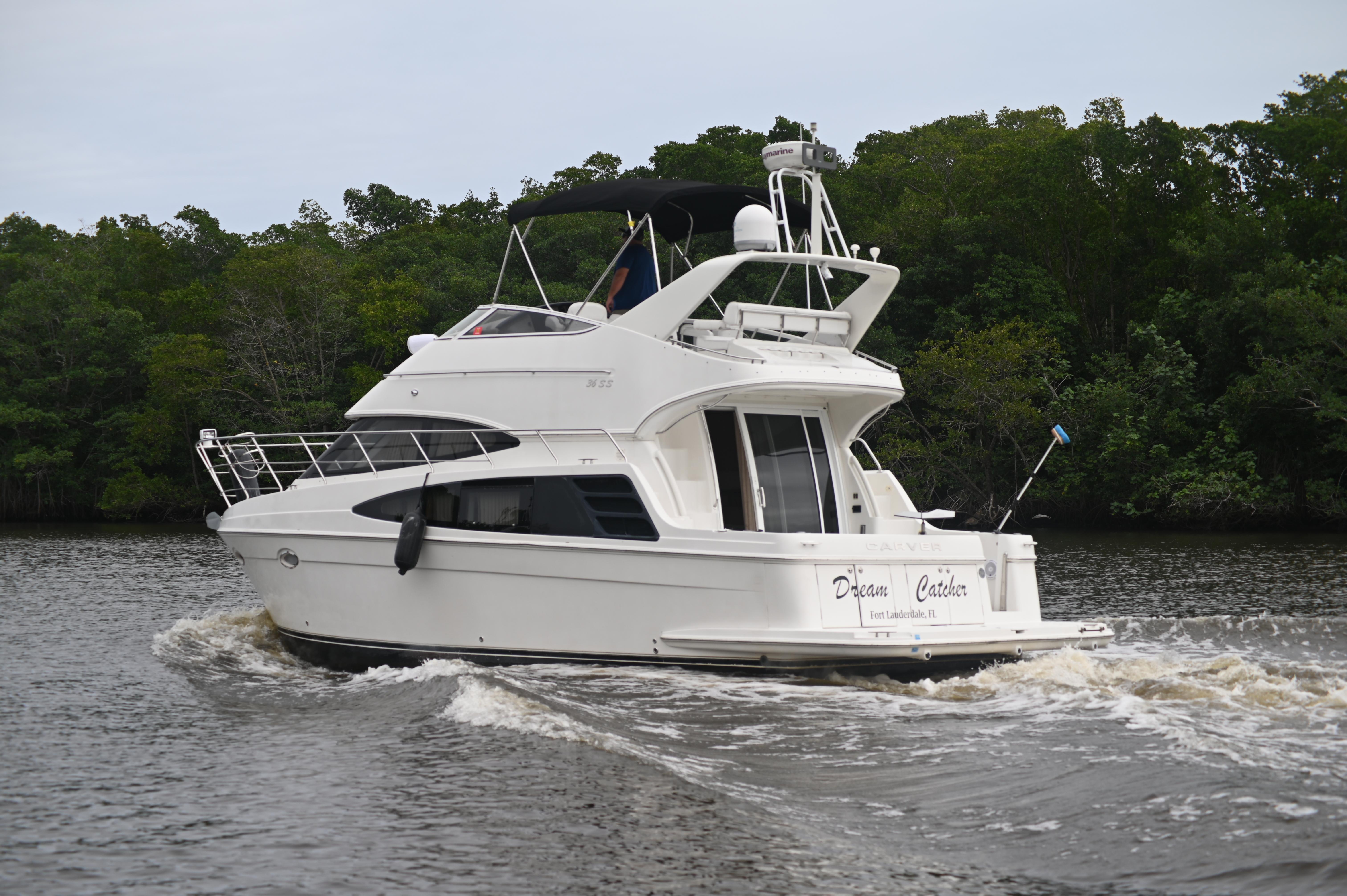 2005 Carver 36 Super Sport