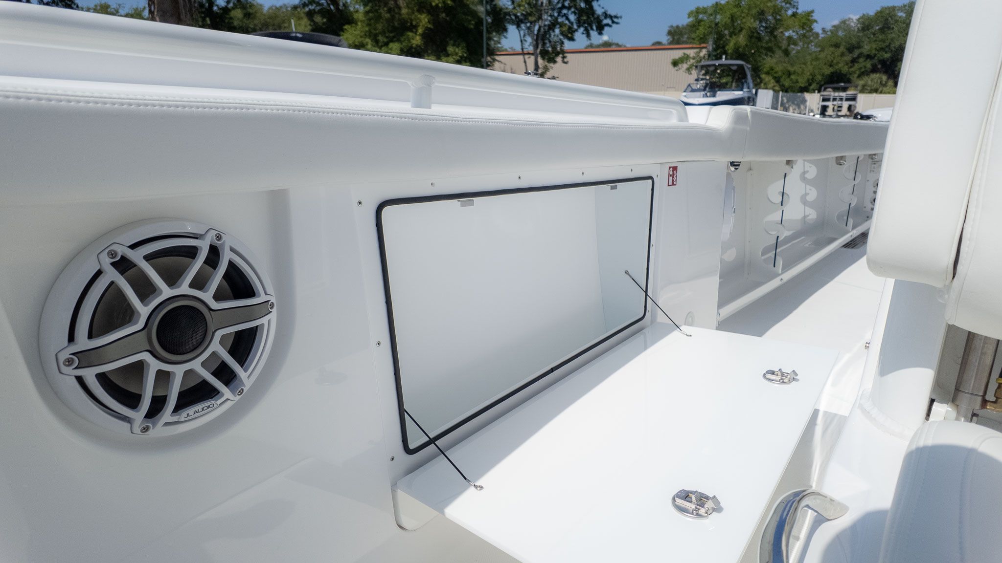 2026 Everglades 285 Center Console - 15