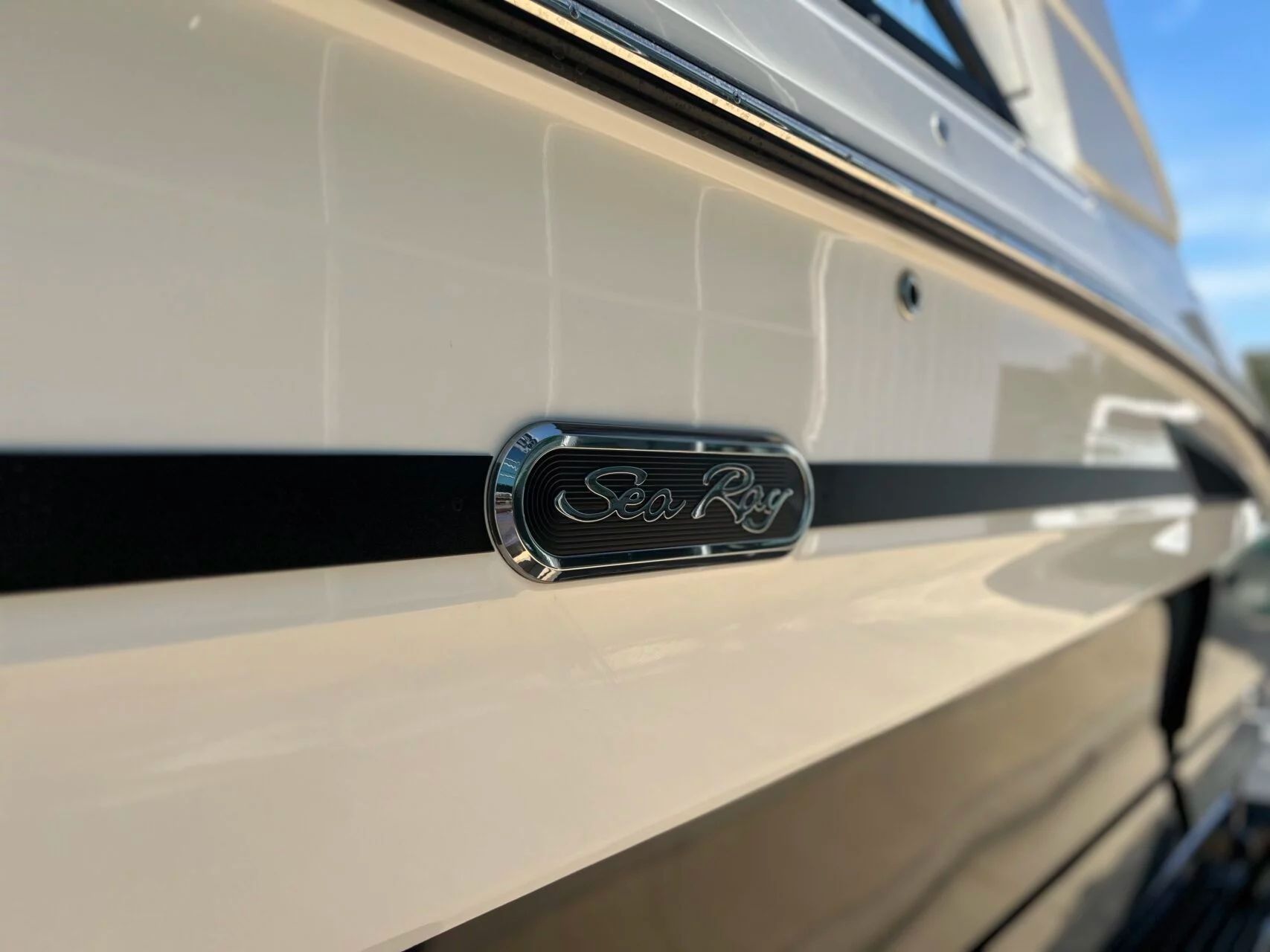 2026 Sea Ray SDX270 SURF - 9