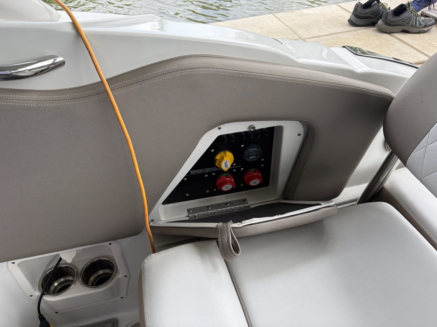 2018 Crownline Eclipse E30 - Image 32