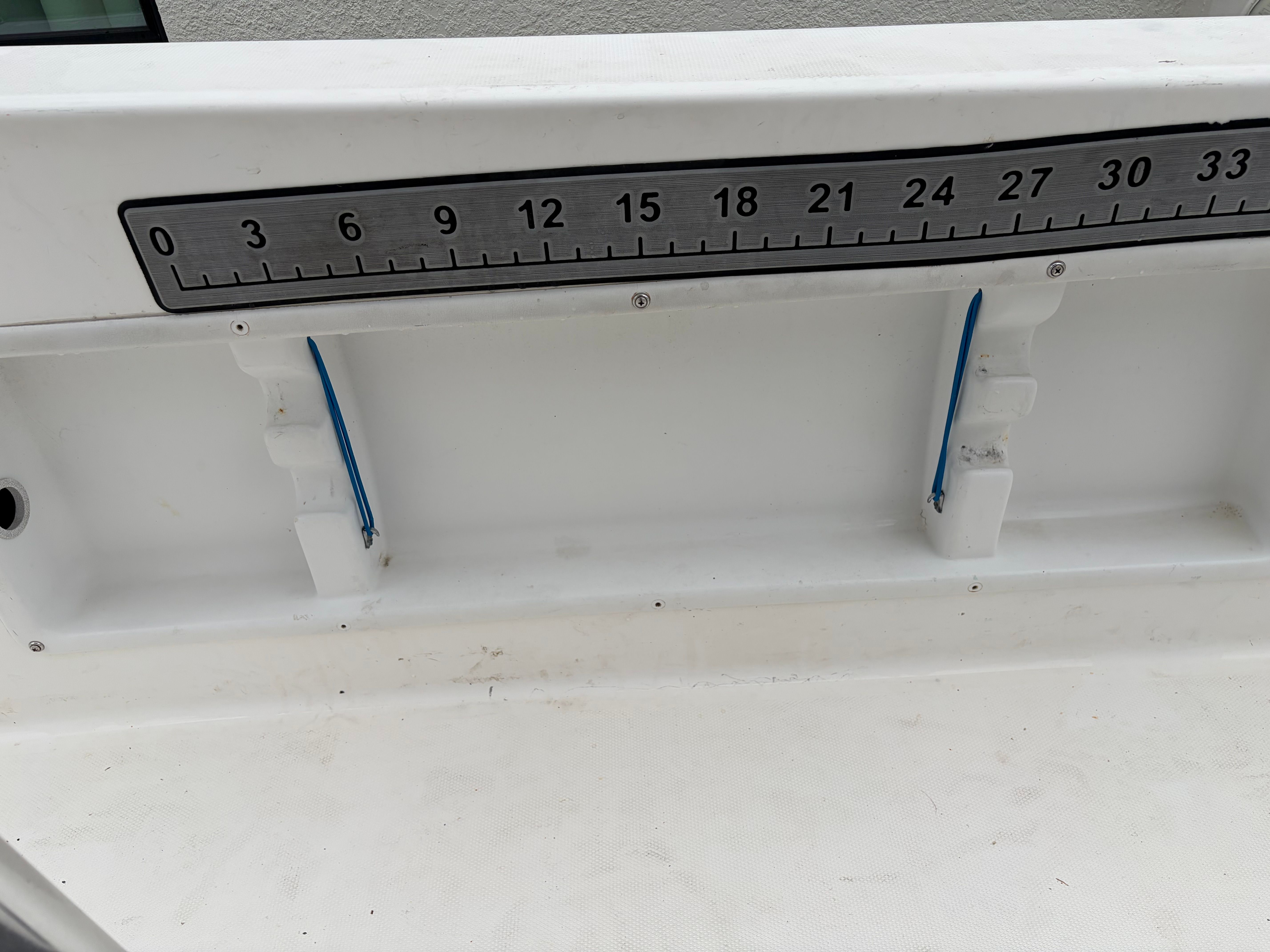 2001 Cobia 214 Center Console - 6