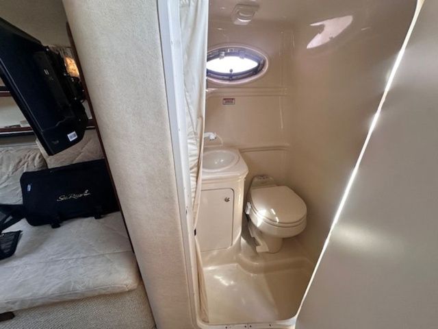 2004 Sea Ray 260 DA - 12