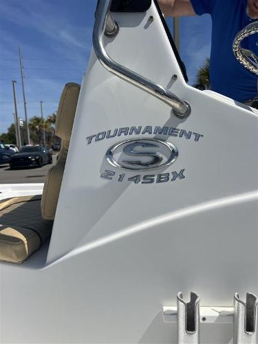 2022 Sportsman Tournament 214 SBX Bay Boat - 8