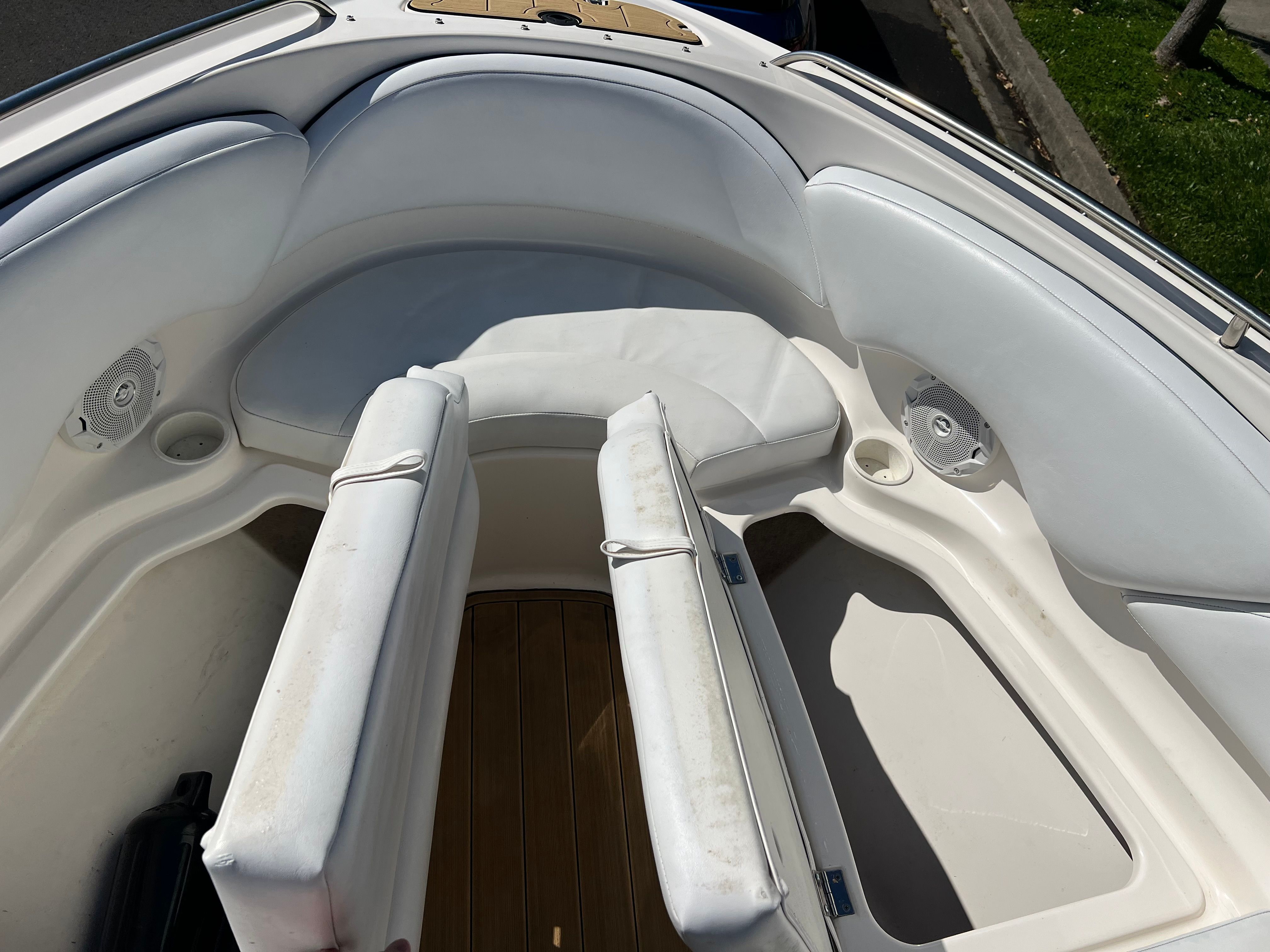 2001 Chaparral 216 SSi - 9