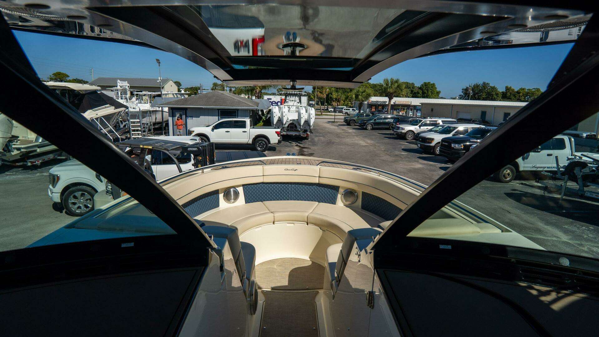 2026 Chris-Craft Calypso - Image 24
