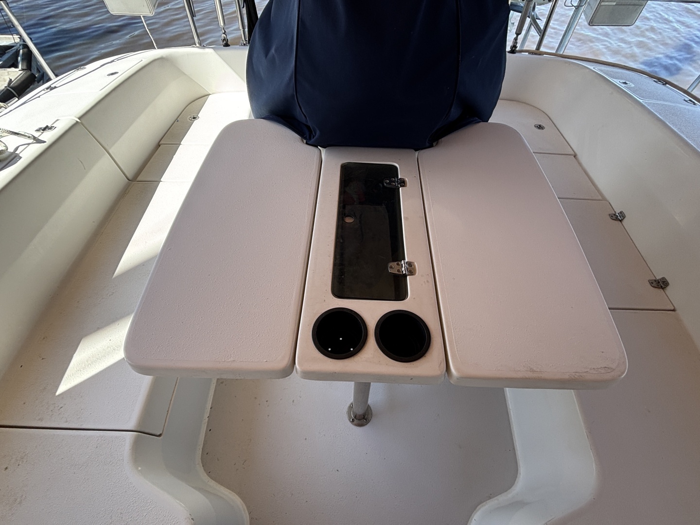 2003 Catalina 350 - Image 19