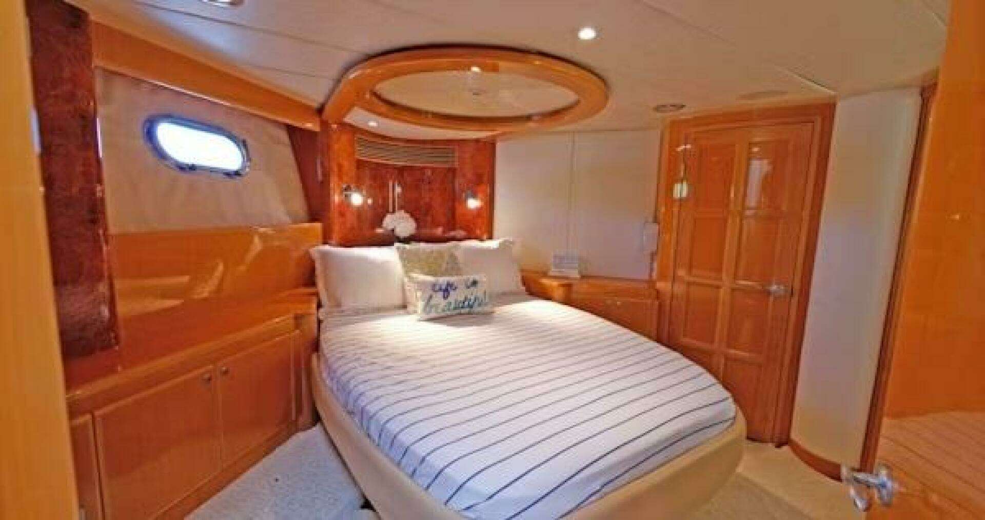2004 McKinna Pilothouse - Image 29