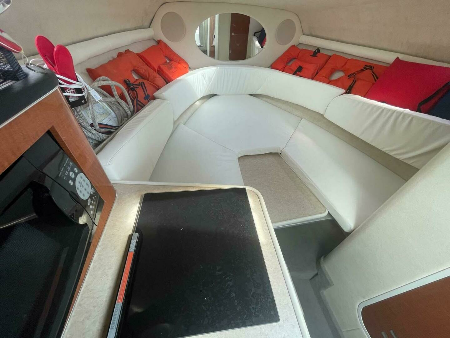 2004 Sea Ray 240 Sundancer - Image 2