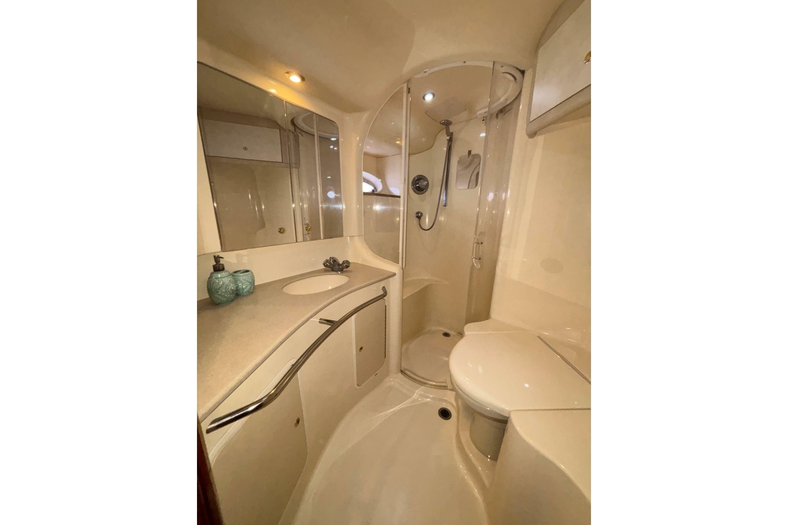 1999 Sea Ray 480 Sedan Bridge - Image 74