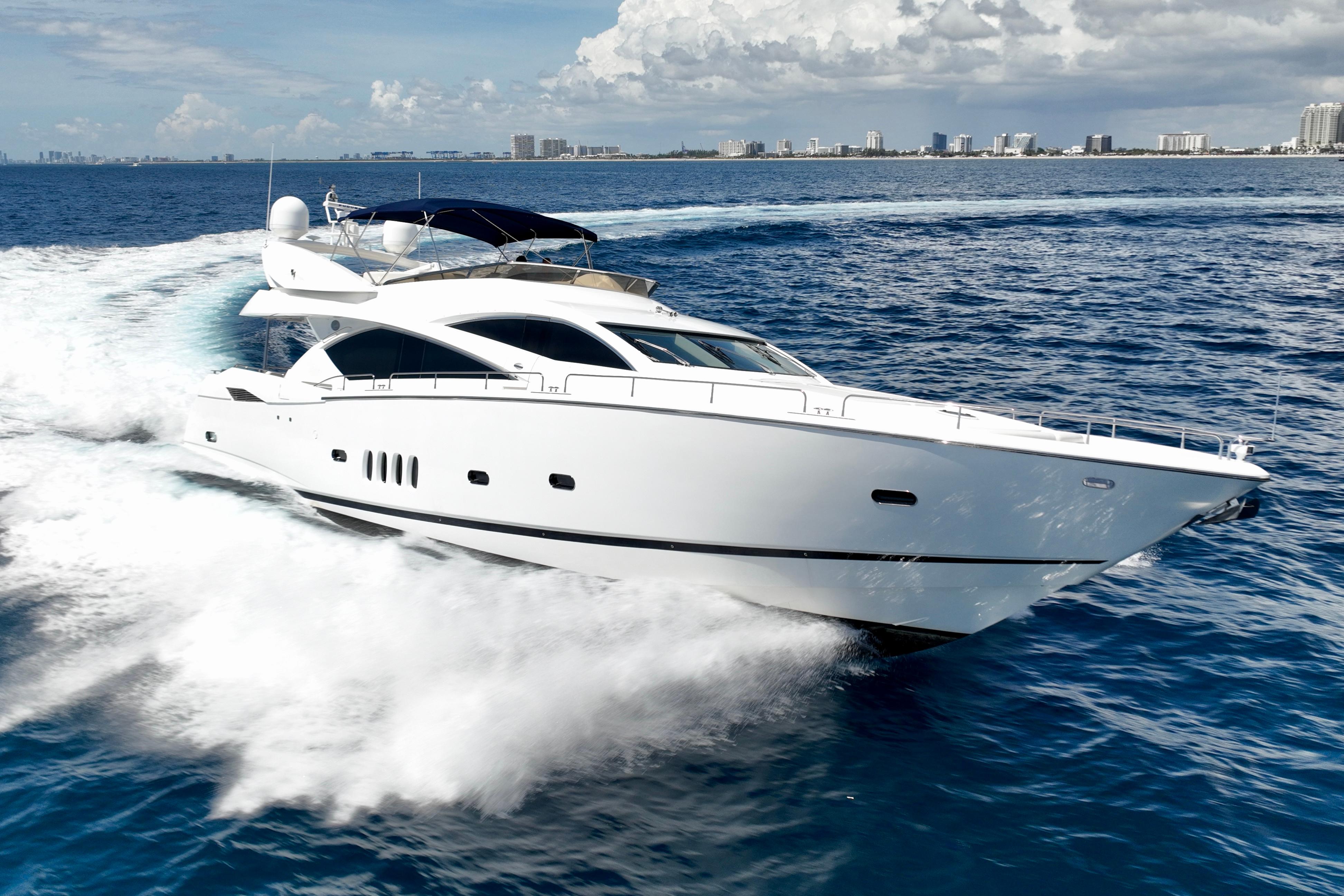 2005 Sunseeker 82 Yacht