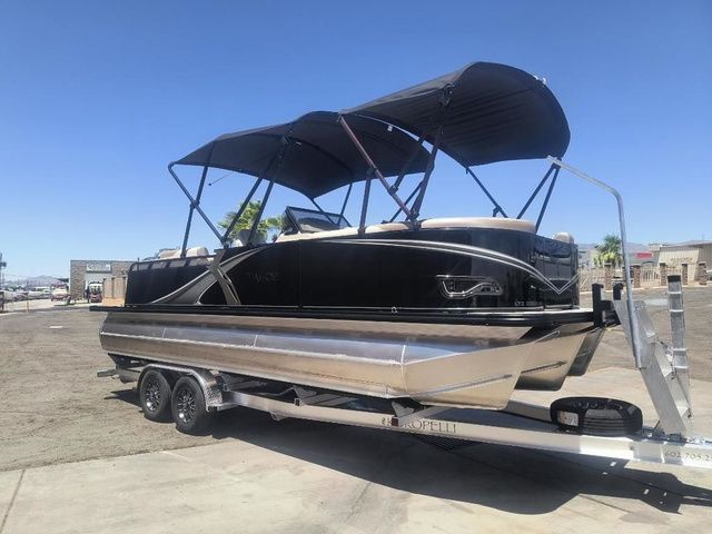 2026 Tahoe LTZ Elite Windshield 23 FT - 6