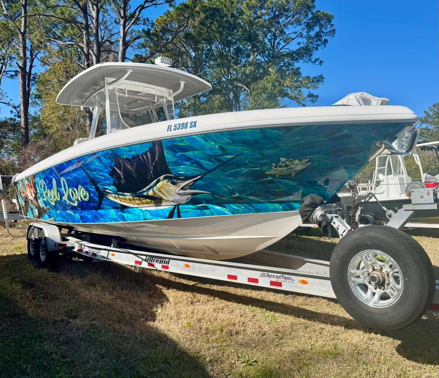 2021 Intrepid 327 Nomad