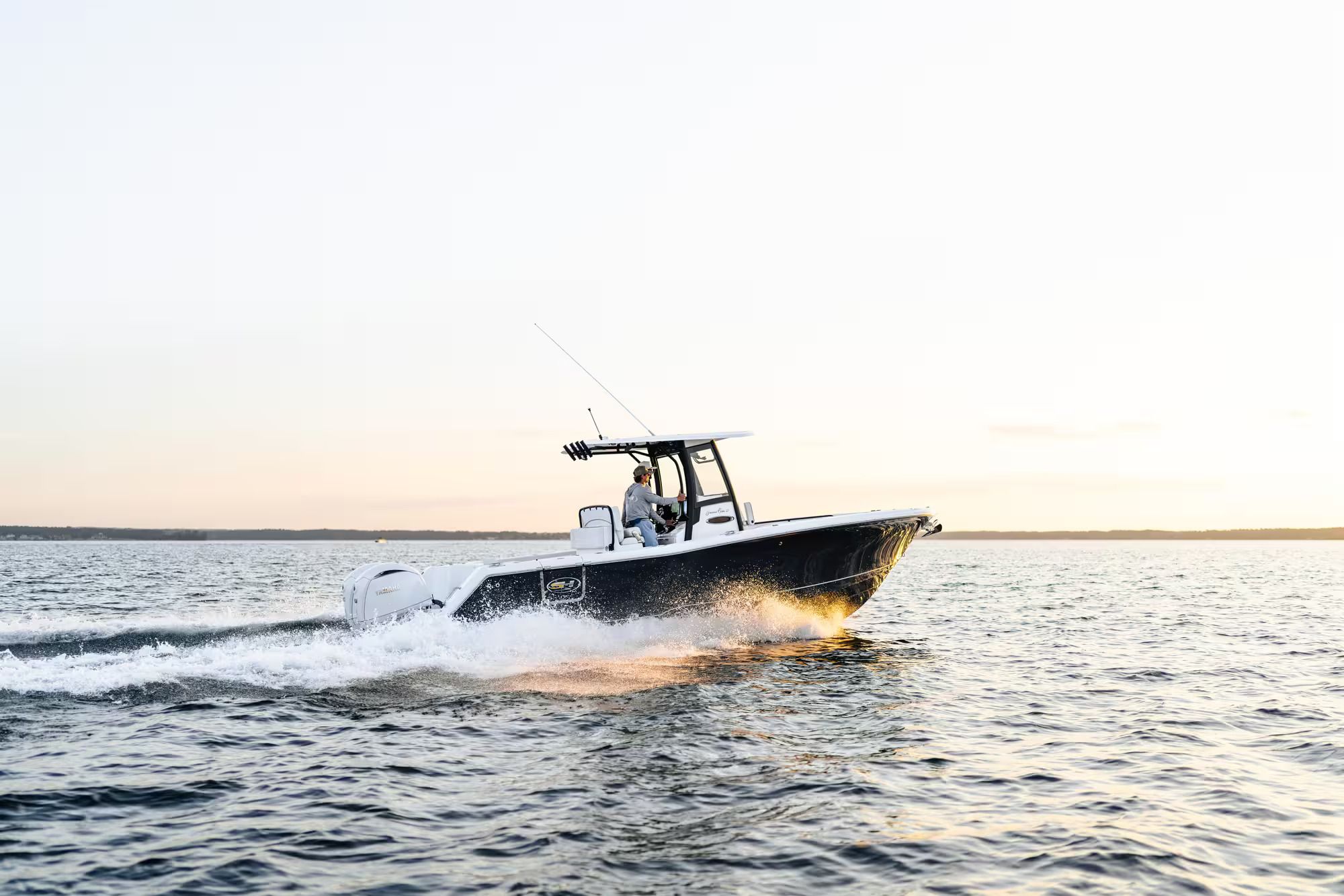 2027 Sea Hunt Gamefish 27 Coffin Box - 9