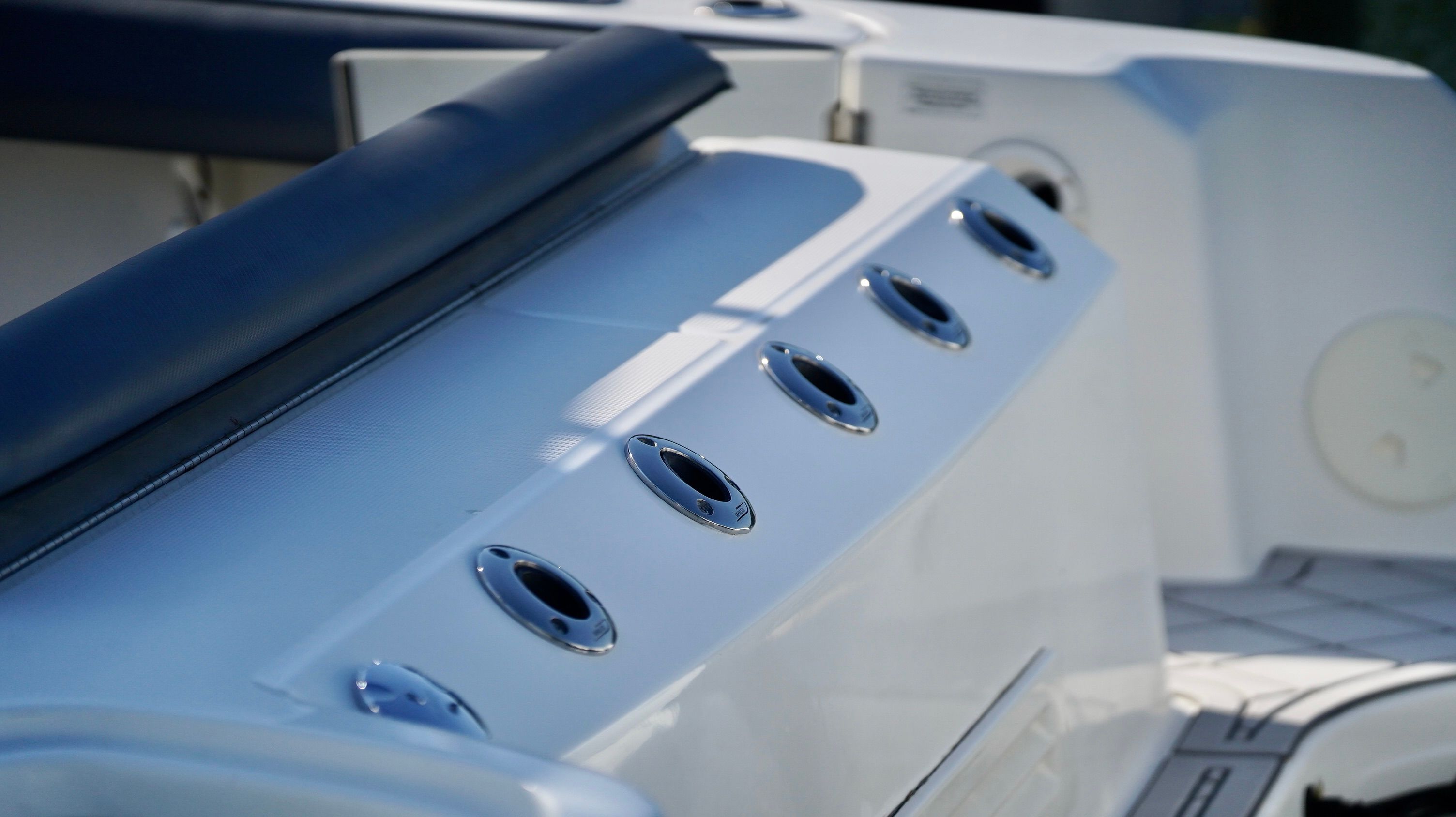 2013 Boston Whaler 350 Outrage - 130