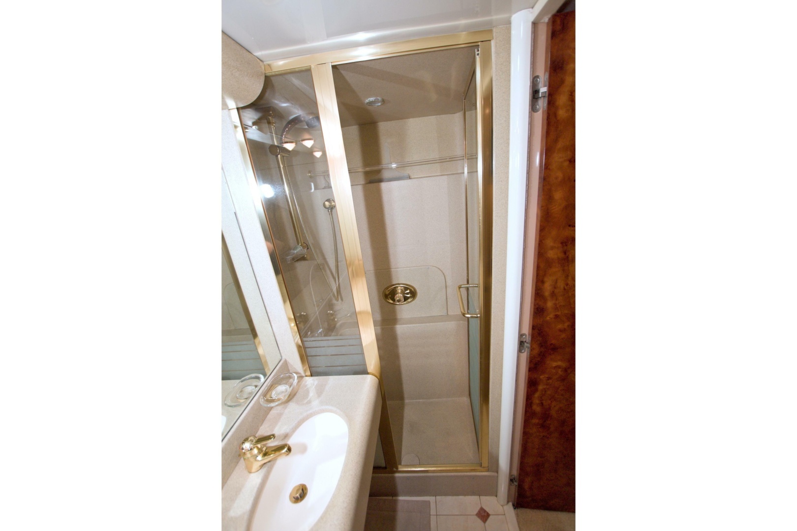 1998 Lazzara Yachts 76 Skylounge Grand Salon - Image 43