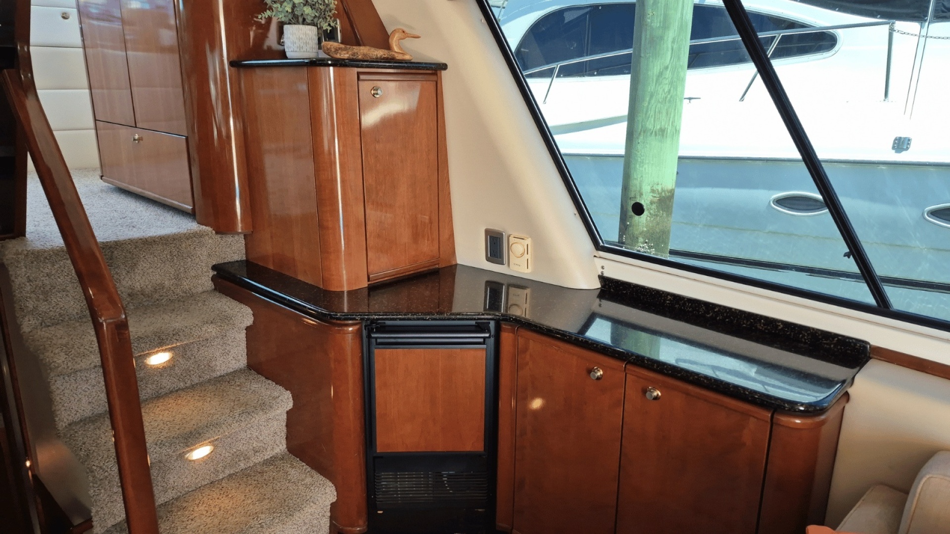 2008 Meridian 490 Pilot House - Image 25