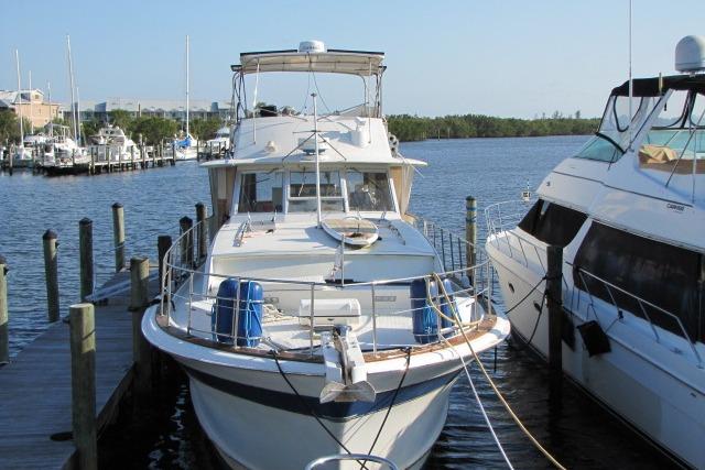 1973 Chris-Craft 55 Commander