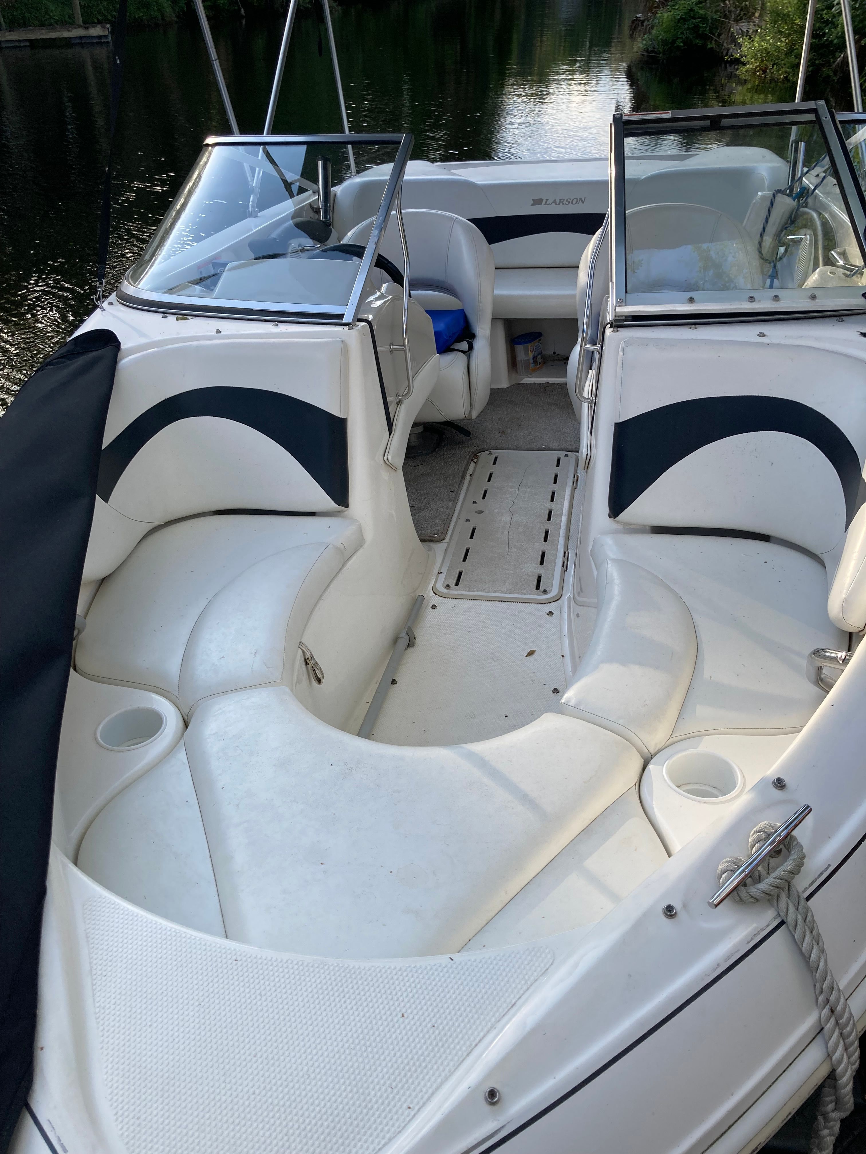 2008 Larson 180 Sport I/O - 2