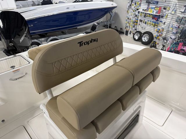 2025 Trophy T24CC - 17