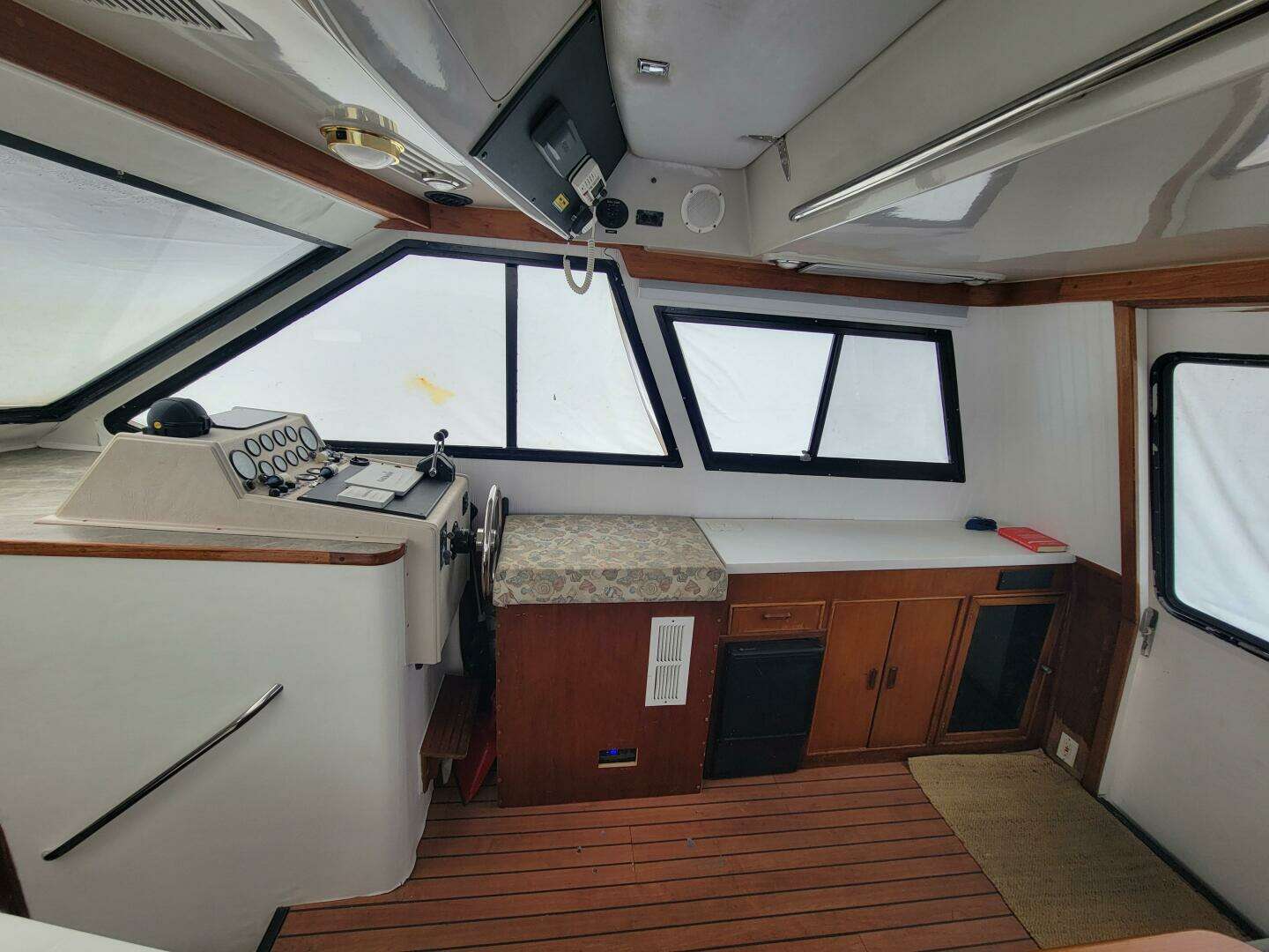 1992 Mediterranean 38 - Image 4