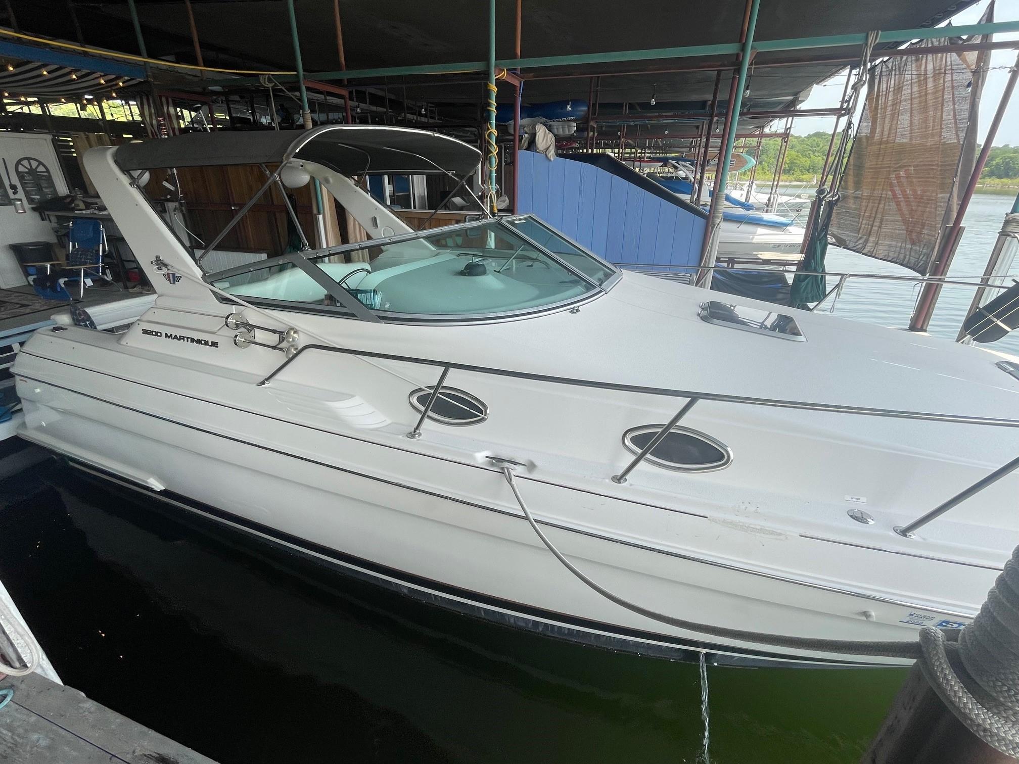 1997 Wellcraft 3200 Martinique