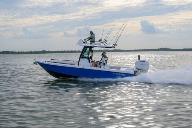 2026 Everglades 253 Center Console - 47