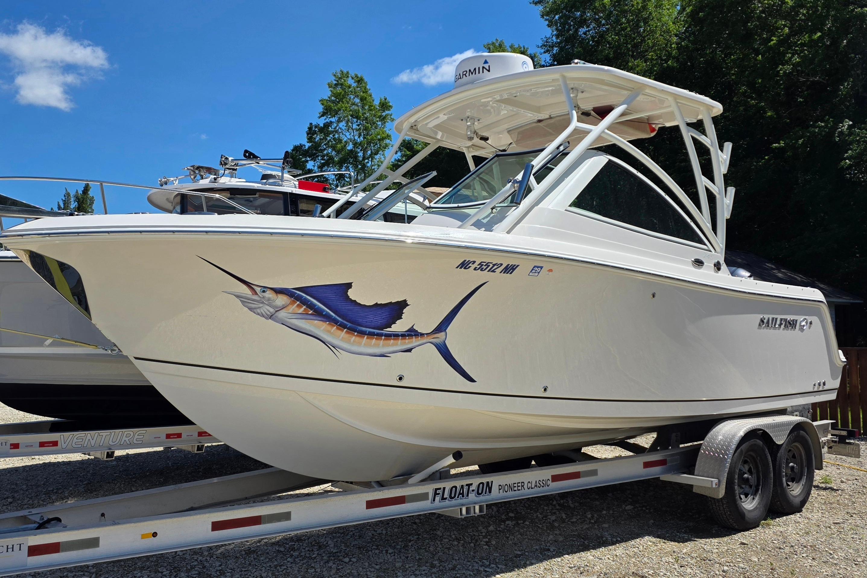 2018 Sailfish 245 DC