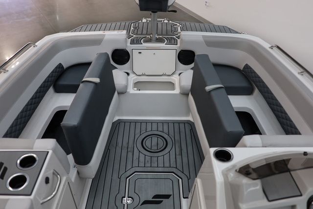 2026 Starcraft SVX 191 OB - 35