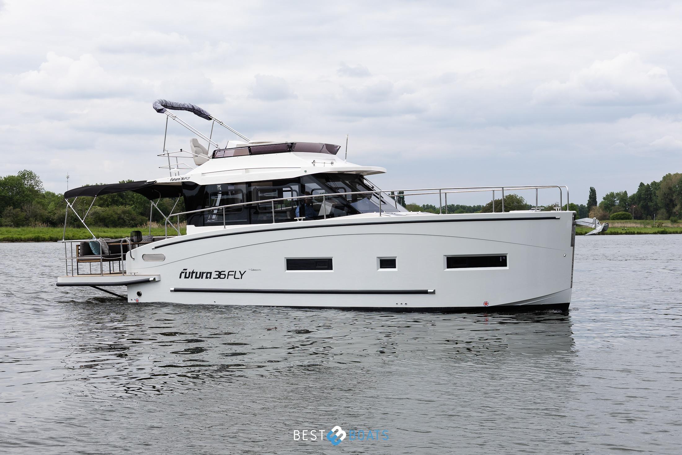2023 Cobra Yachts Futura 36 Premium Fly