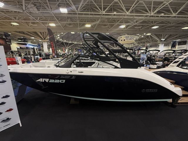 2026 Yamaha Boats AR220