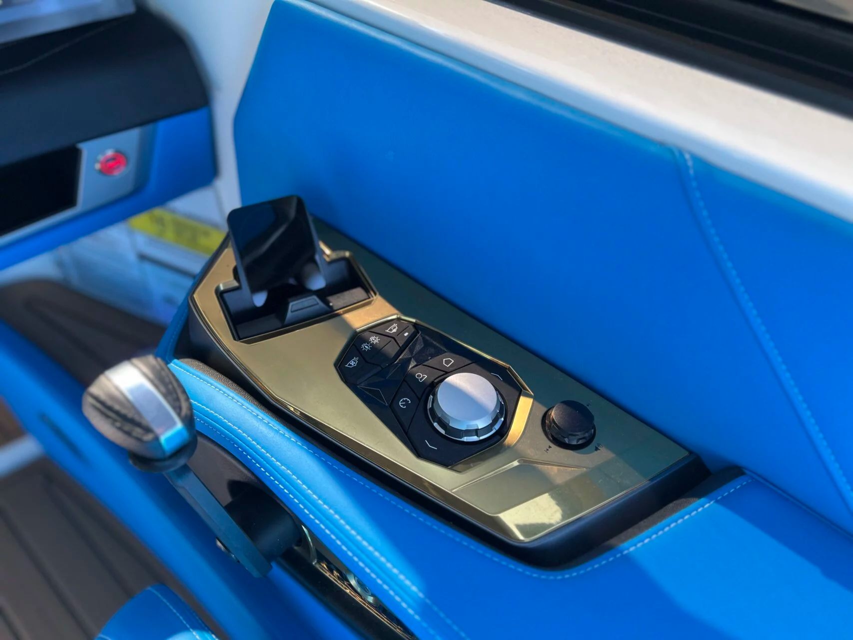 2025 Nautique G23 - 27