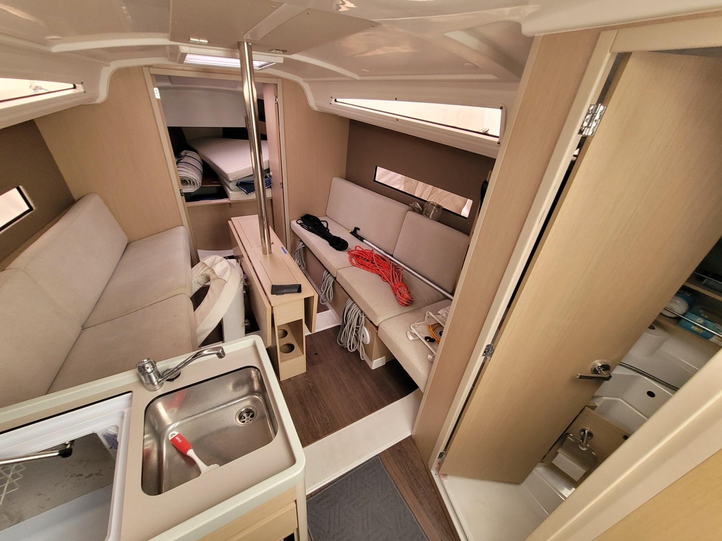 2020 Beneteau 30.1 - Image 30