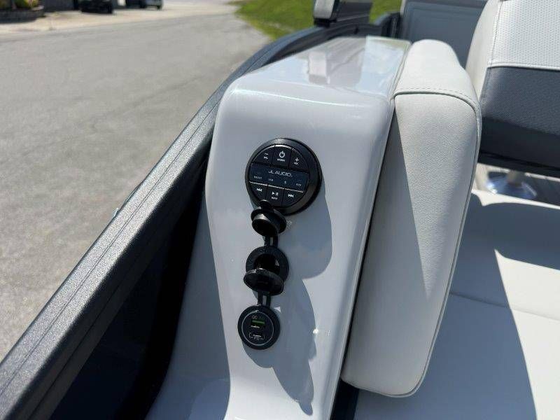 2027 Harris Grand Mariner 250 SLDH - 29