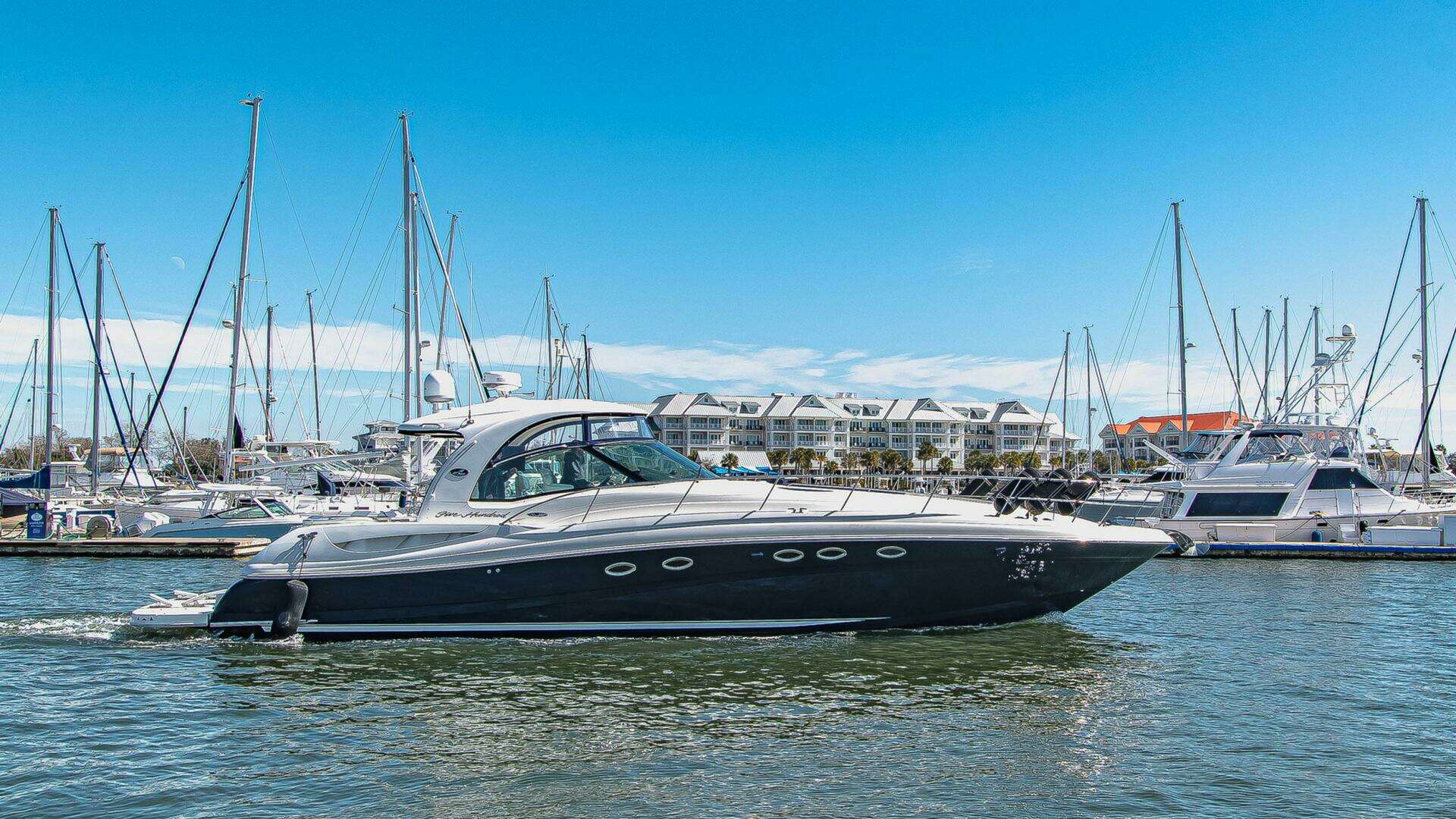 2005 Sea Ray 500 Sundancer - Image 4