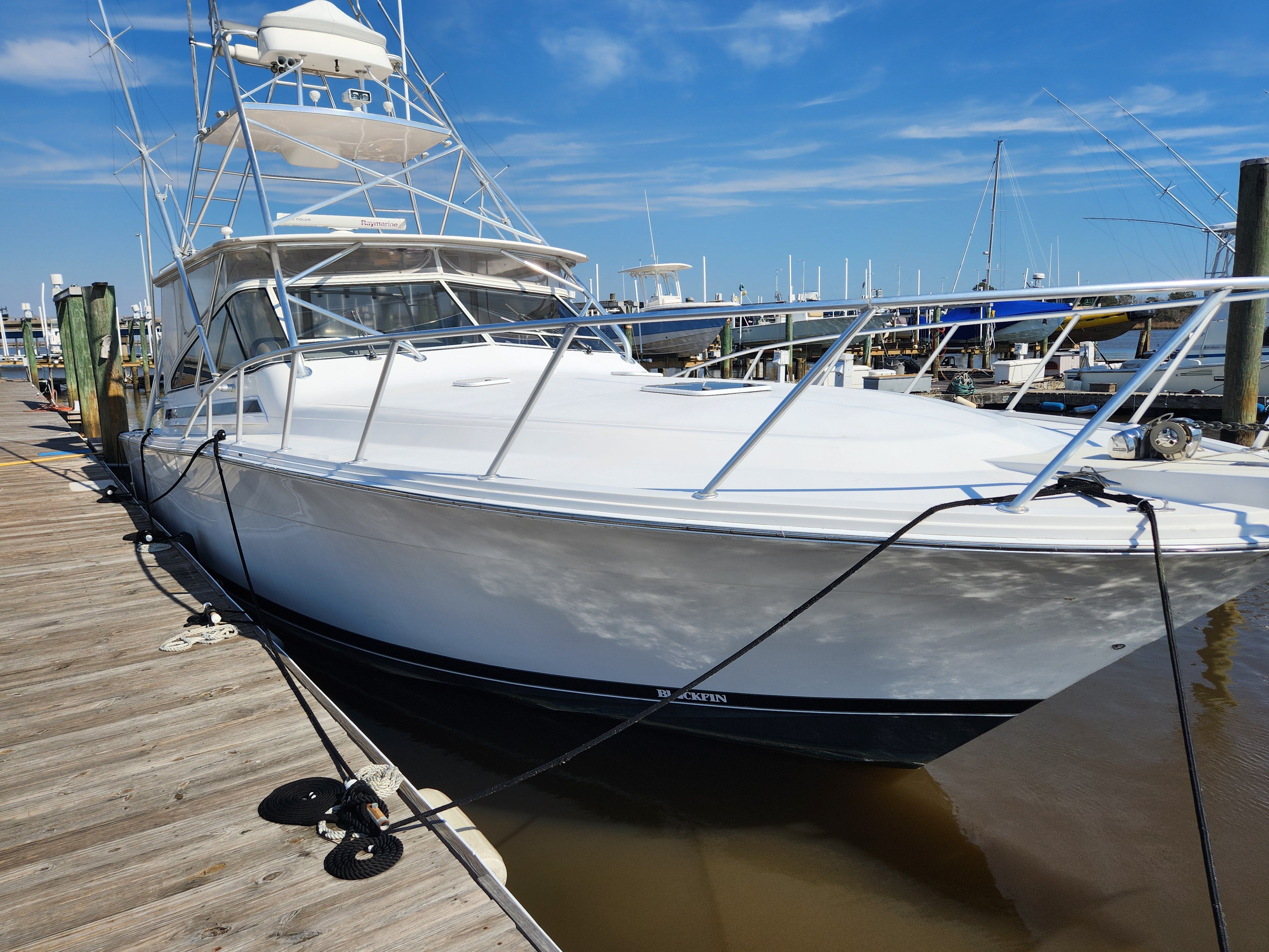1998 Blackfin Express - 11