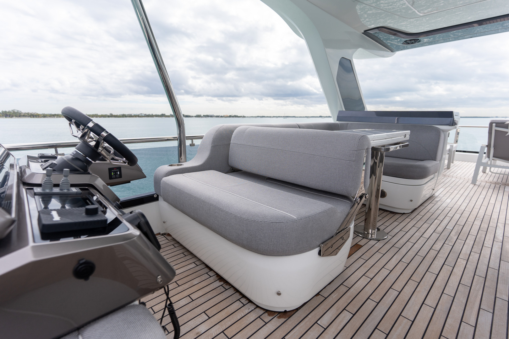 2025 Galeon 560 FLY - Image 64